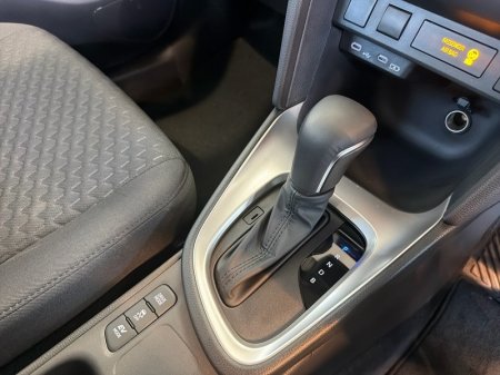 2026 Toyota Yaris Cross - photo 14