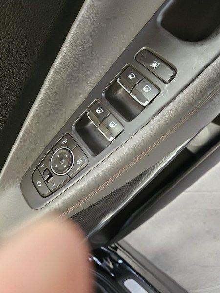 2020 Hyundai Santa Fe - photo 8