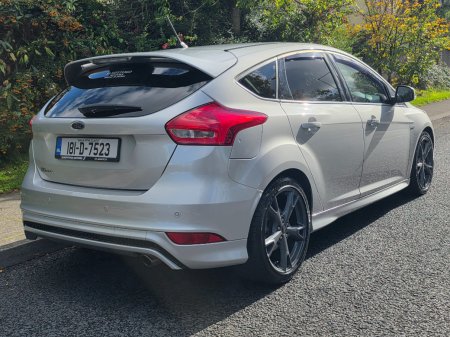 2018 Ford Focus - photo 2