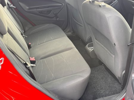 2015 Ford Fiesta - photo 11