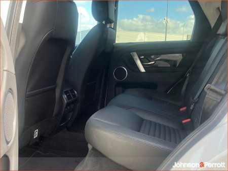 2025 Land Rover Discovery Sport - photo 5