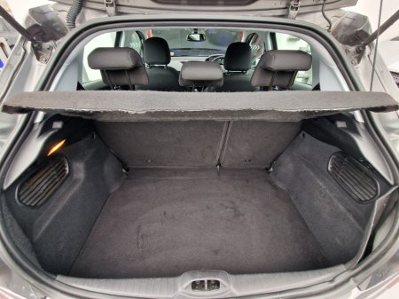 2019 Peugeot 208 - photo 31