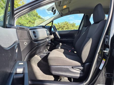 2012 Toyota Yaris - photo 12