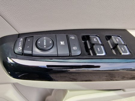 2020 Kia Sportage - photo 21