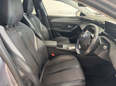 2024 Peugeot 308 - photo 9