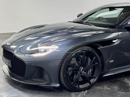 2019 Aston Martin DBS - photo 27