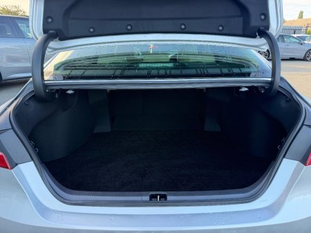 2019 Toyota Camry - photo 27