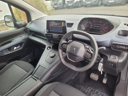 2024 Peugeot Rifter - photo 21