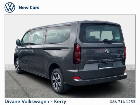 2026 Volkswagen Caravelle - photo 3
