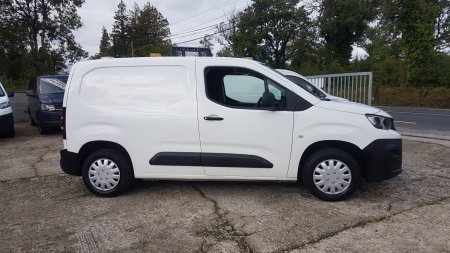 2020 Peugeot Partner - photo 6