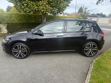 2017 Volkswagen Golf - photo 2