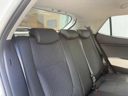 2026 Kia Stonic - photo 27