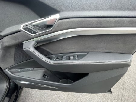 2023 Audi e-tron - photo 15