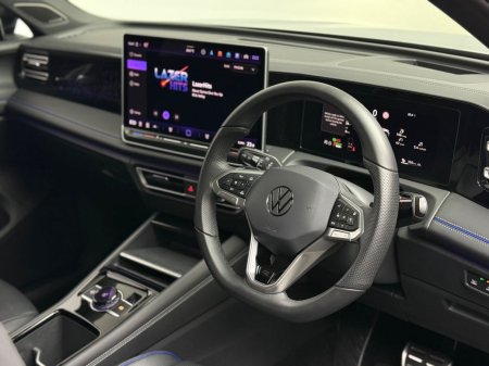2025 Volkswagen Tiguan - photo 9