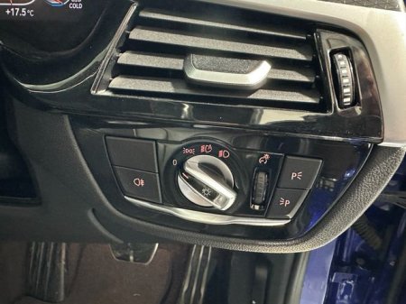 2021 BMW 5-Series - photo 23