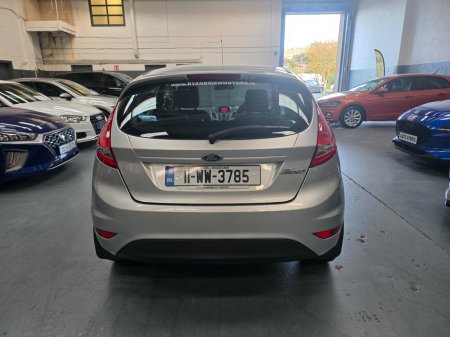 2011 Ford Fiesta - photo 5