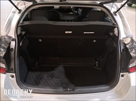 2021 Toyota Yaris - photo 14