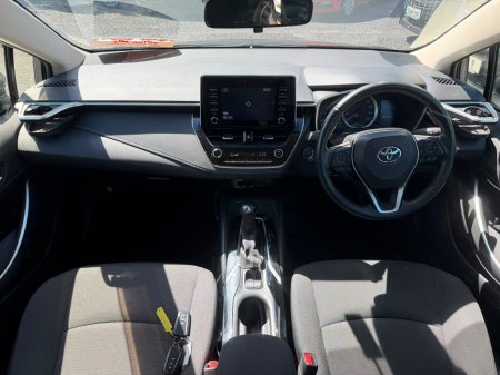 2020 Toyota Corolla - photo 16