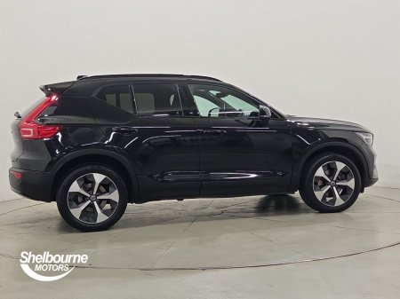 2025 Volvo XC40 - photo 3