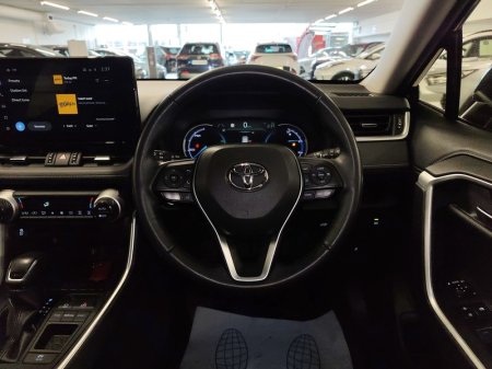 2023 Toyota RAV4 - photo 9