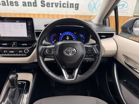 2020 Toyota Corolla - photo 18