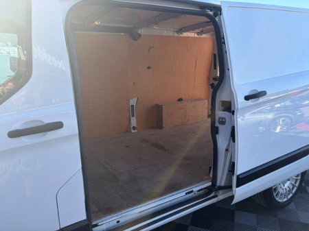 2023 Ford Transit Custom - photo 18
