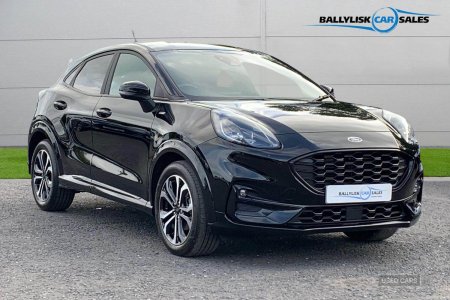 2024 Ford Puma 1.0T 125PS ST-Line in Black with 23K + Winter Pack