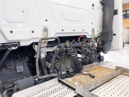 2022 MERCEDES BENZ AROCS 2551 - photo 17