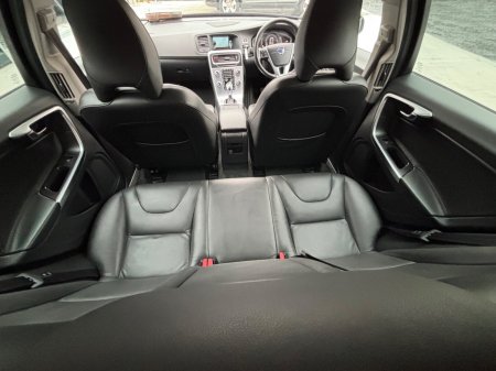 2016 Volvo V60 - photo 28