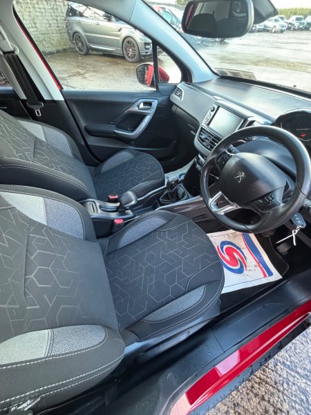 2018 Peugeot 2008 - photo 10