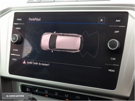 2018 Volkswagen Passat - photo 14