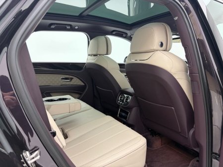 2022 Bentley Bentayga - photo 24