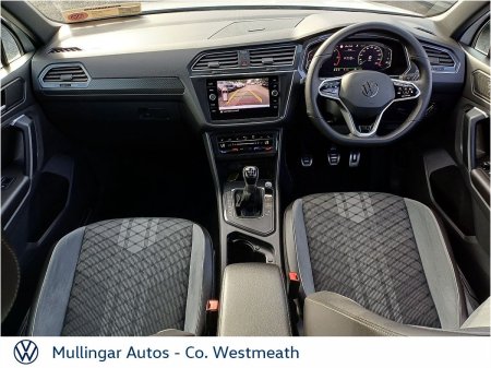 2021 Volkswagen Tiguan - photo 2