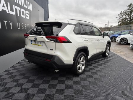 2020 Toyota RAV4 - photo 2