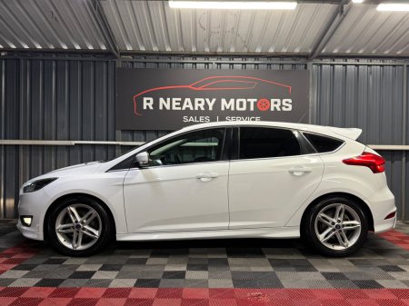2015 Ford Focus - photo 5
