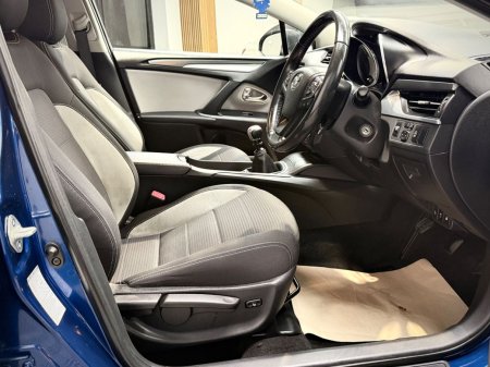 2018 Toyota Avensis - photo 6