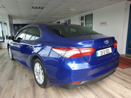 2021 Toyota Camry - photo 3