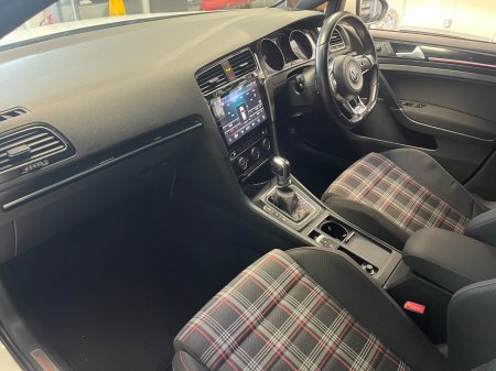 2014 Volkswagen Golf - photo 16