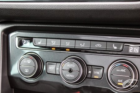 2018 Volkswagen Tiguan - photo 18