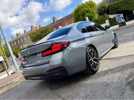 2023 BMW 5-Series - photo 9