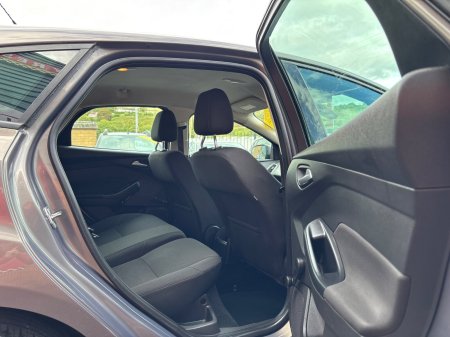 2015 Ford Focus - photo 13