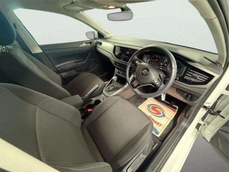 2019 Volkswagen Polo - photo 2