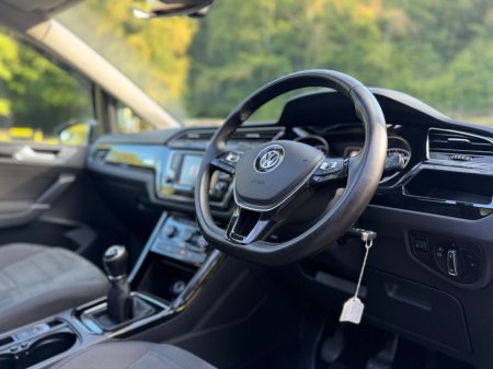 2017 Volkswagen Touran - photo 14