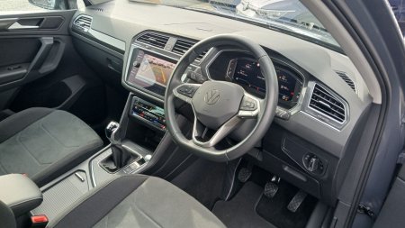 2023 Volkswagen Tiguan - photo 5