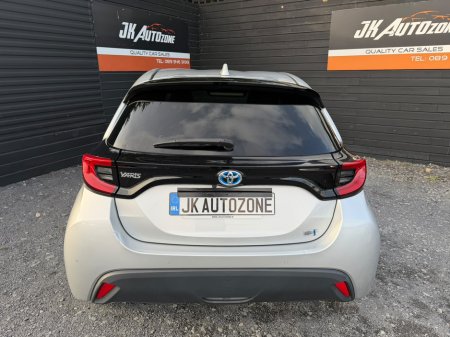 2020 Toyota Yaris - photo 5