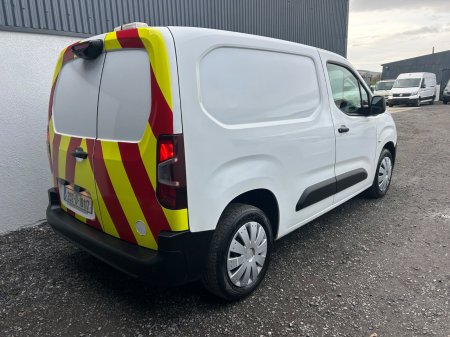 2020 Peugeot Partner - photo 8