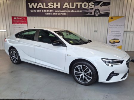 2021 Opel Insignia - photo 2