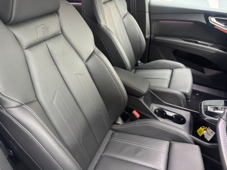 2025 Audi Q4 e-tron - photo 9