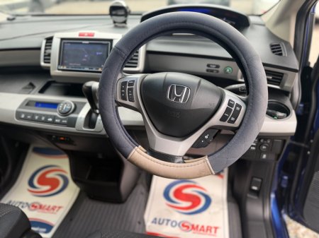 2014 Honda Freed - photo 15