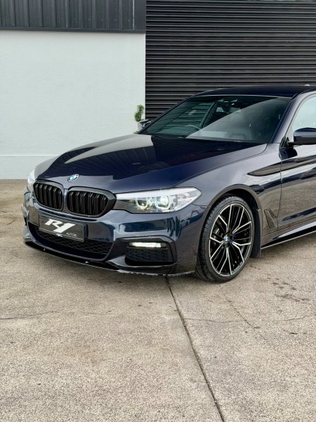 2020 BMW 5-Series - photo 6